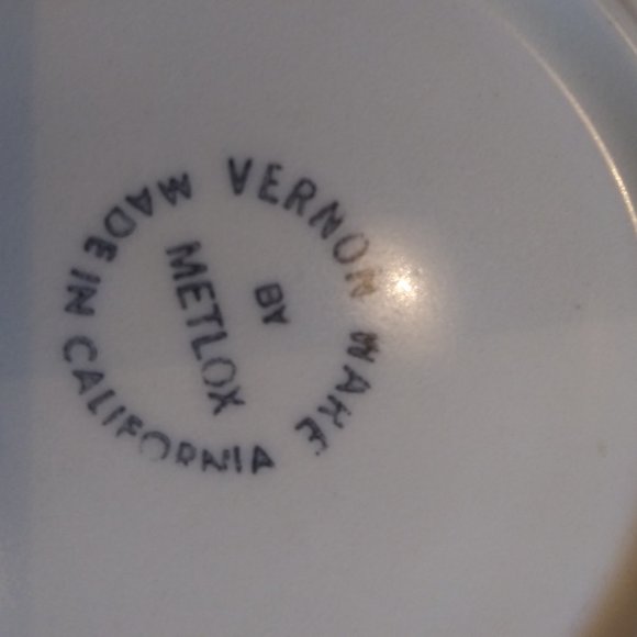 Vernon Ware by Metlox Della Robia Pitcher Creamer California - Picture 6 of 14